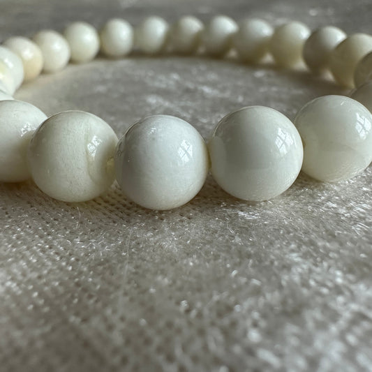 Essential Gemstone Bracelet - Creamy White Moonstone